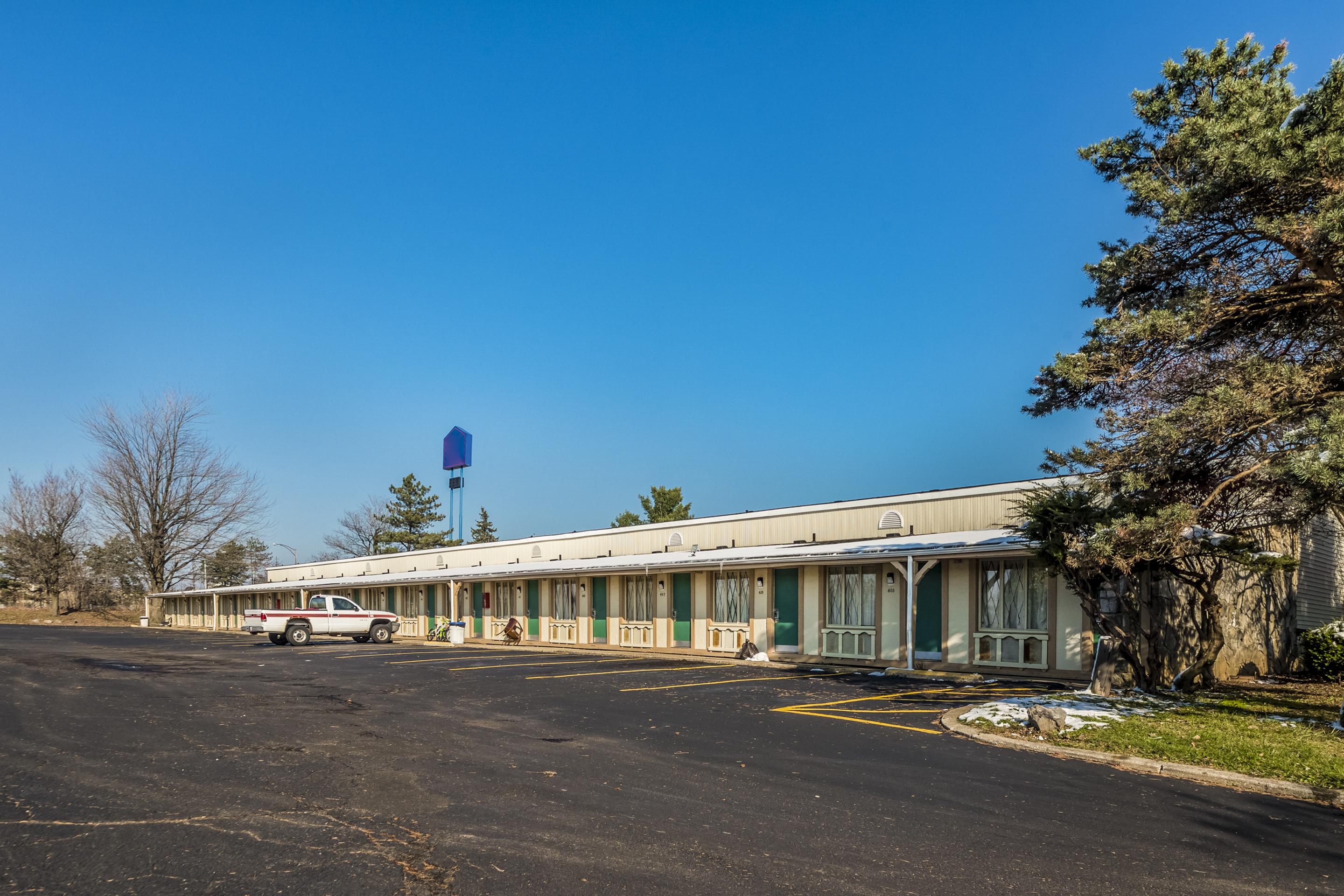 Oyo Hotel Wadsworth Oh I-76 Exterior foto